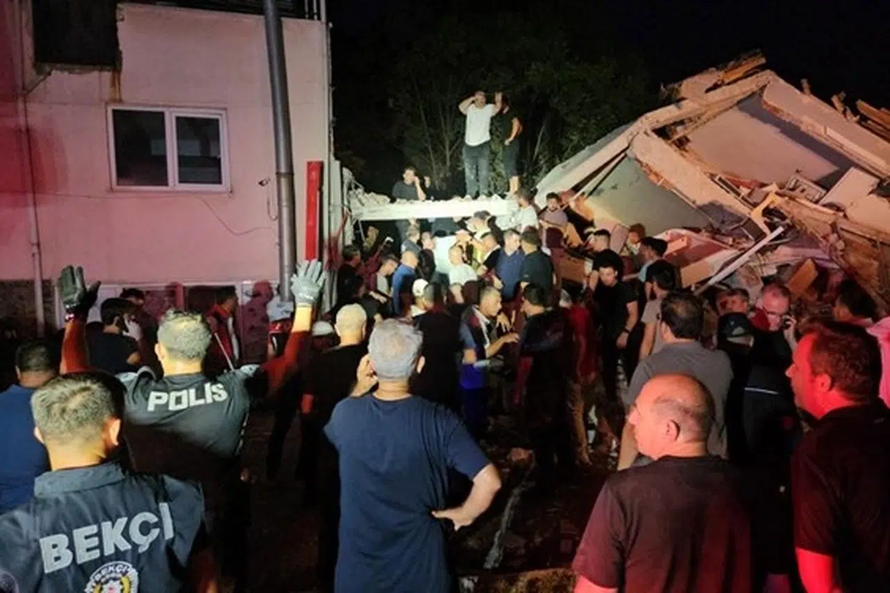 Bilecik AFAD ekibi Balıkesir Sındırgı'da