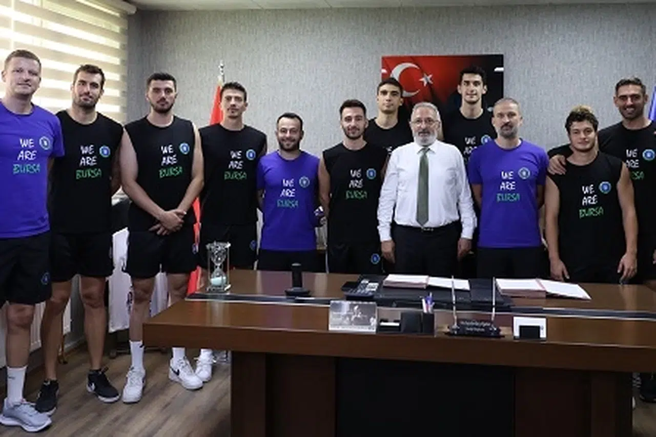 Erkek Voleybol Takımı’nda imzalar tamam