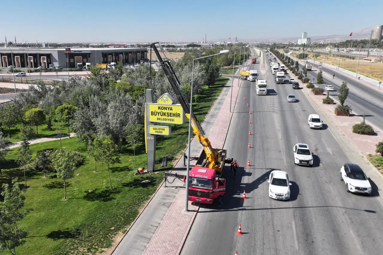 Görsel kirliliğe son: Totem ve tabelalar kaldırılıyor