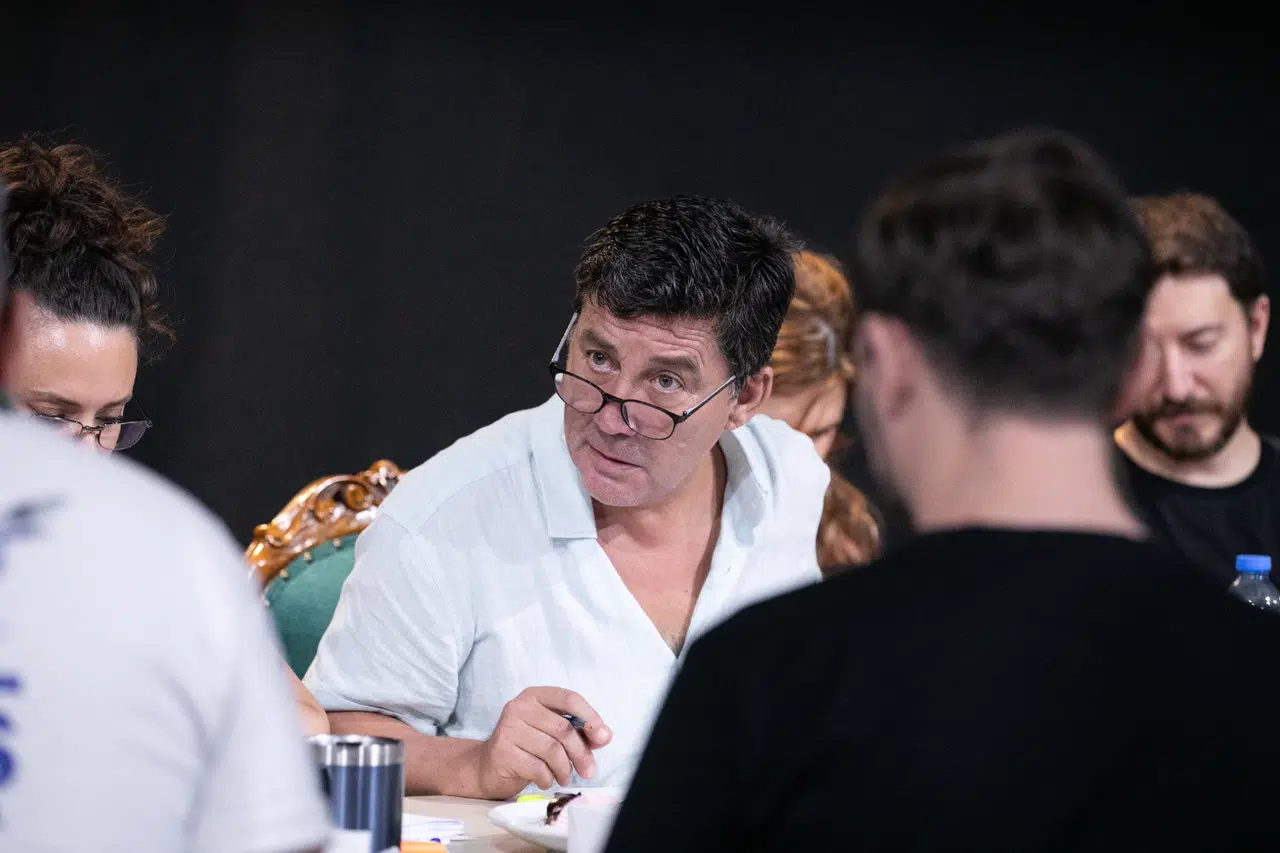 Şehir Tiyatroları “Cadı Kazanı” İçin Provalara Başladı