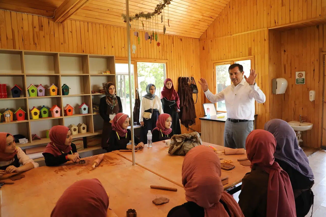 Konya Karatay'dan yaz kursları ve okullarına ziyaret