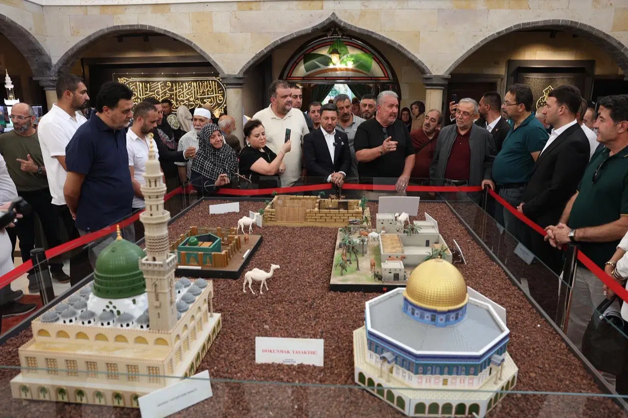 Mukaddes Emanetler Sergisi açıldı