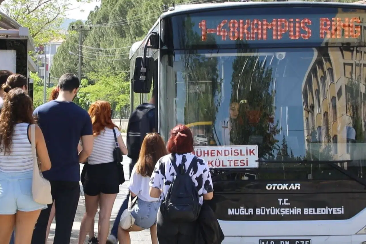 Öğrenciye tam destek