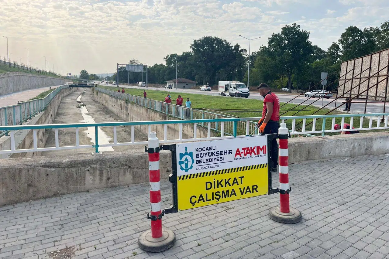 Stadyum çevresinde hummalı çalışma