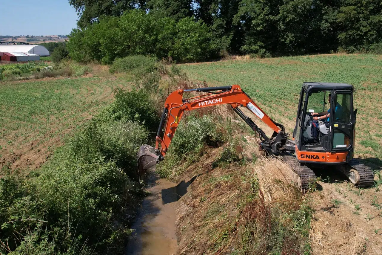 Sulama kanallarında hummalı temizlik