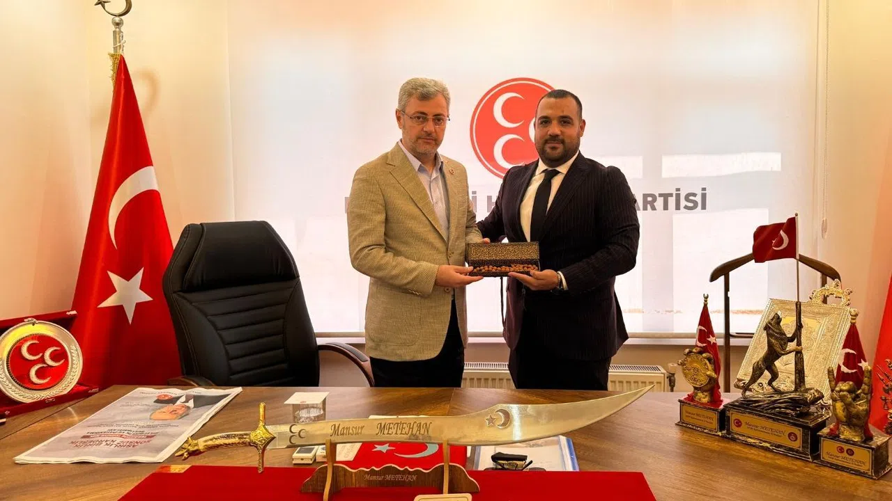 İş Adamı Şahinkanat’tan İl Başkanı Metehan’a Hayırlı Olsun Ziyareti