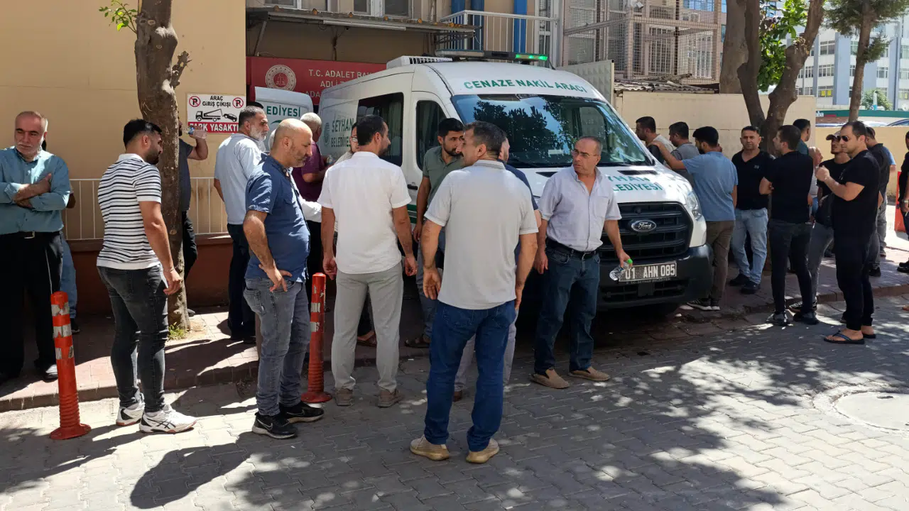 Taksi Şoförünün Hatasıyla Ölen Motosiklet Sürücüsünün Cenazesi Adli Tıptan Alındı