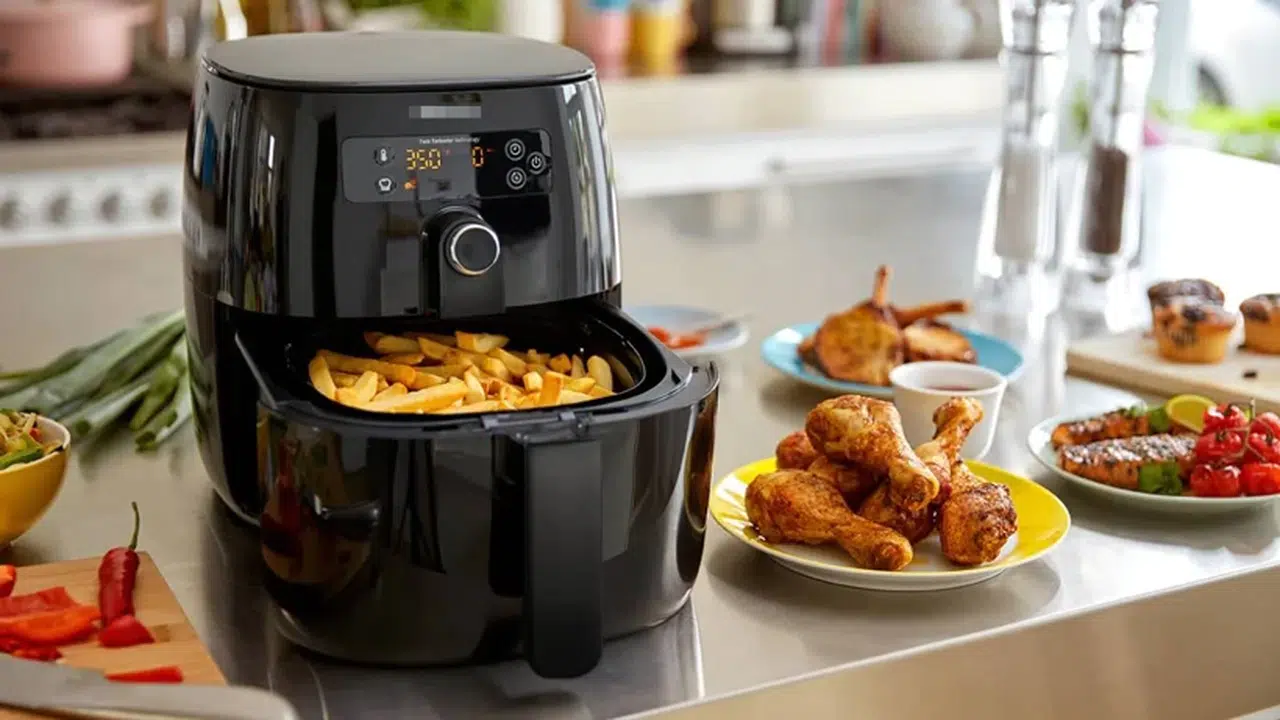 Uzmanlar uyardı: Bu yiyeceklerin hiçbir zaman Airfryer'a atılmaması gerek!