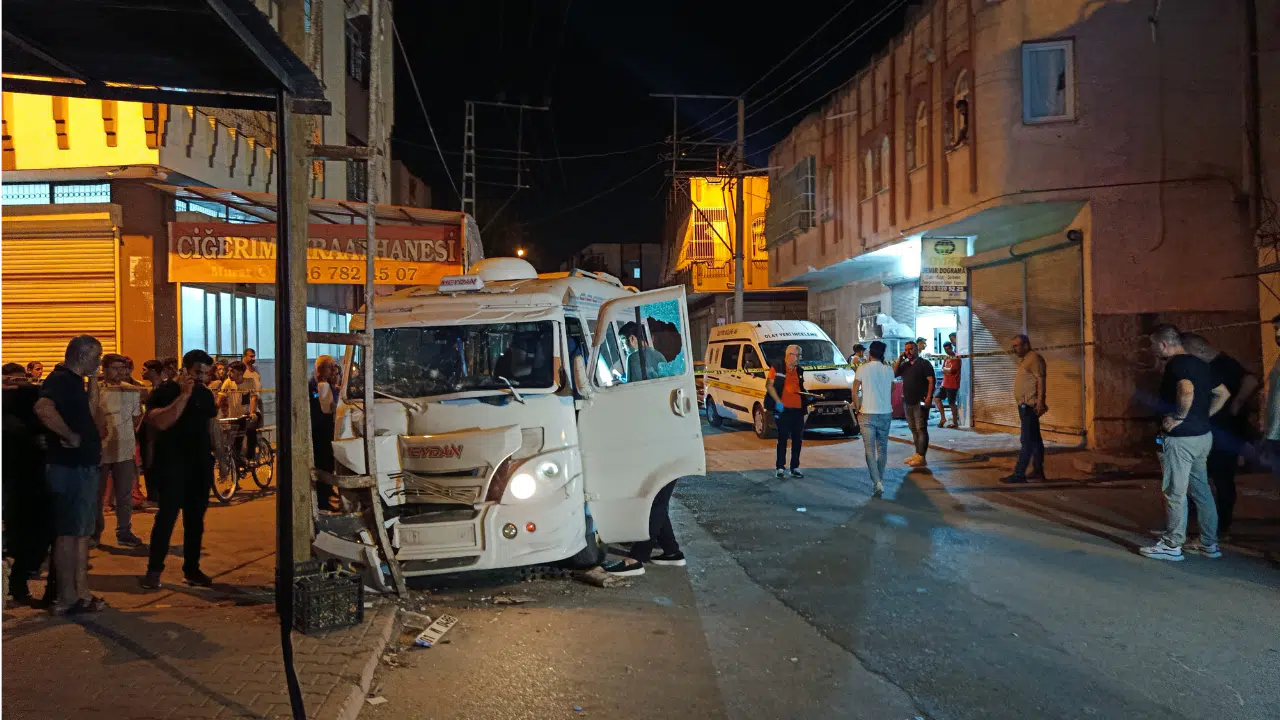 Dolmuş Sürücüsüne Kurşun Yağmuru: Kurtarılamadı