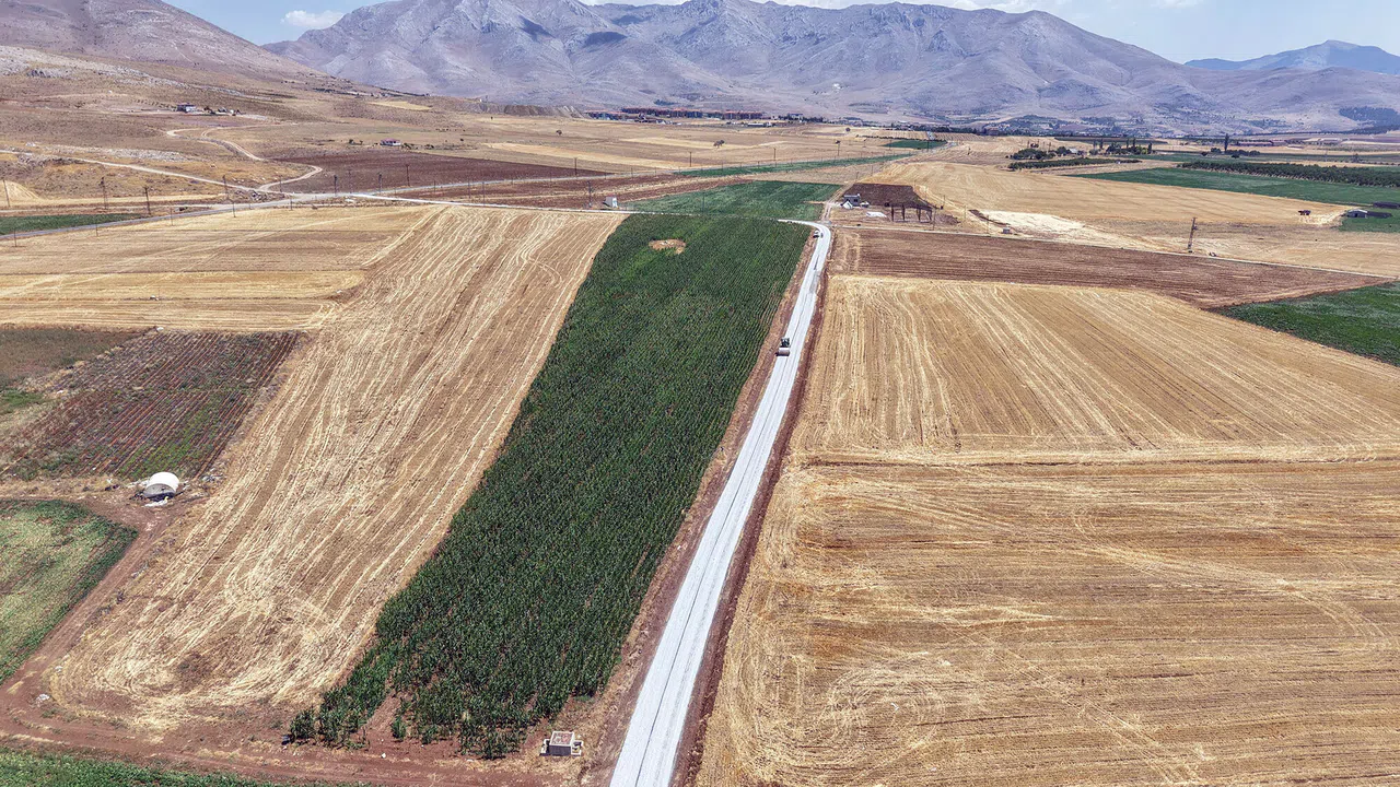 Büyükşehir’den Türkeli Mahallesi’ne 5 Km’lik Konforlu Yol