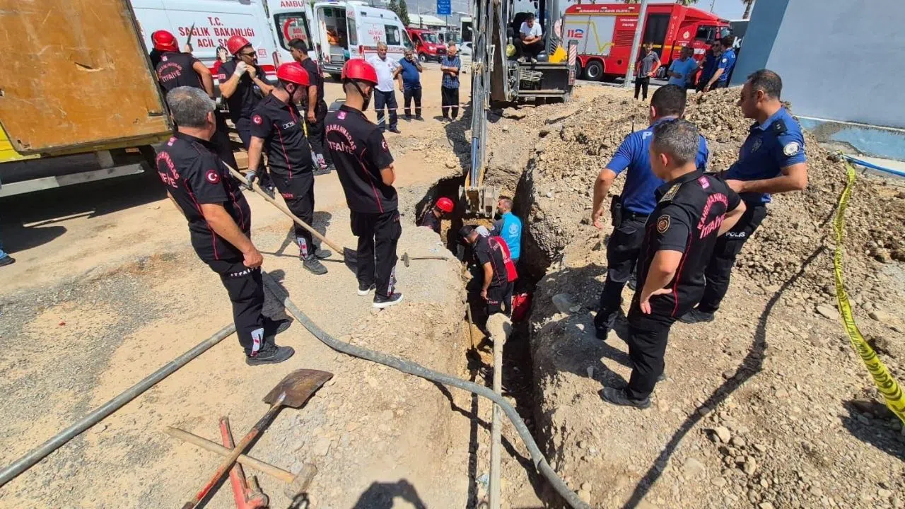 Kahramanmaraş'ta Göçükte Kalan İşçi Kurtarıldı