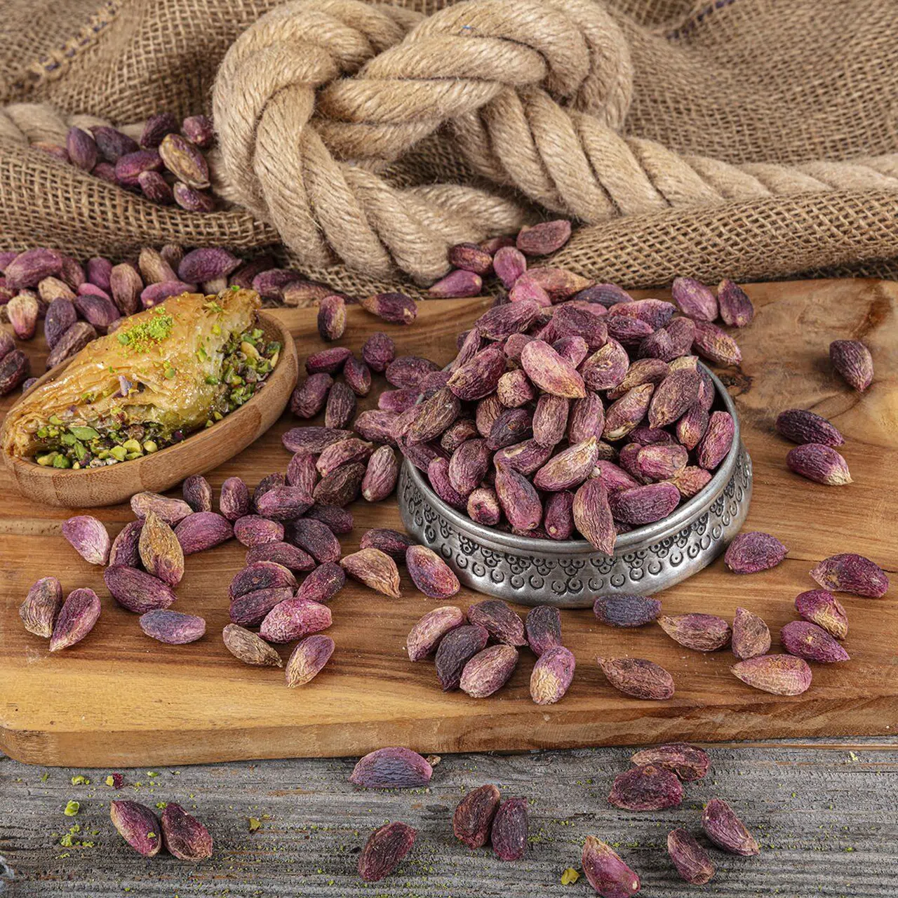 Kahramanmaraş’ta Yeni Mahsul Antep Fıstığı Tezgâhlarda