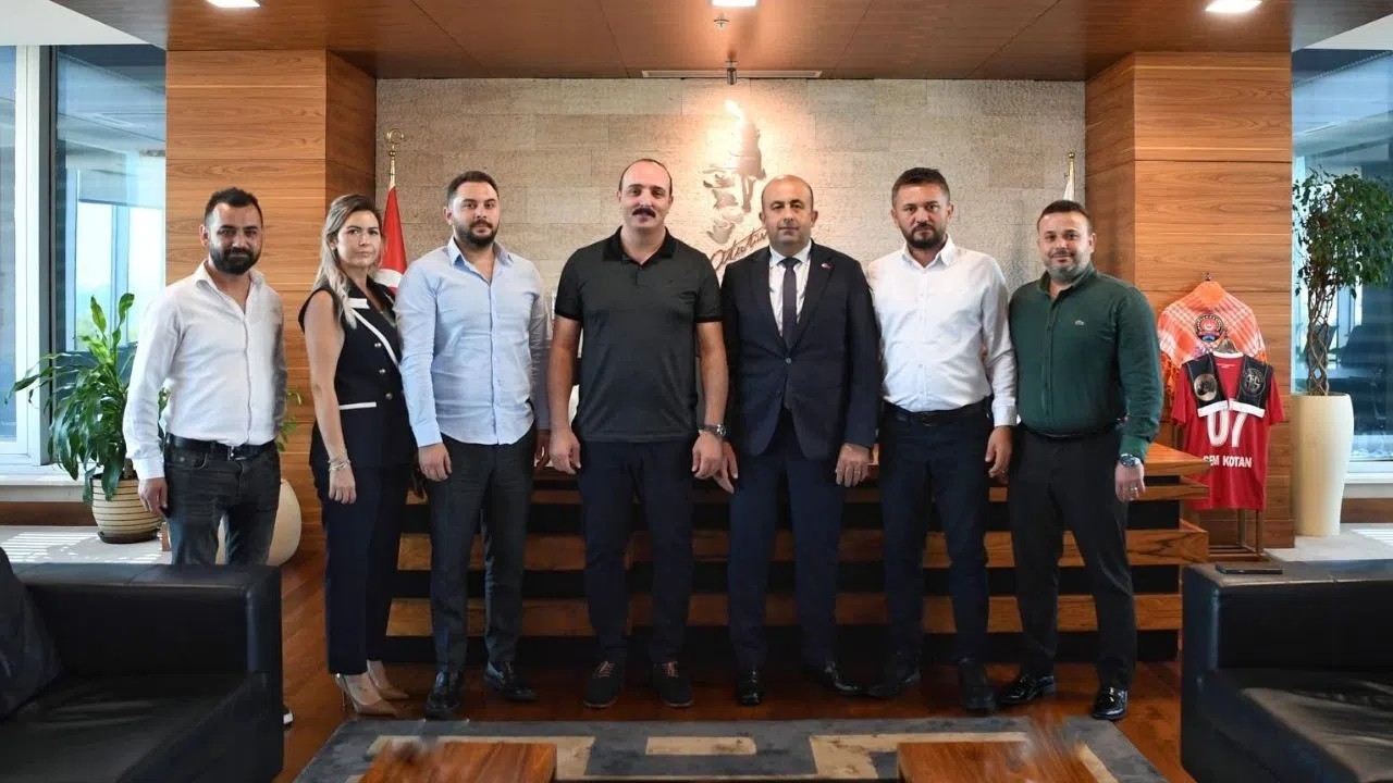 "İşçilerimizin Emeği Bizim İçin Kıymetli"