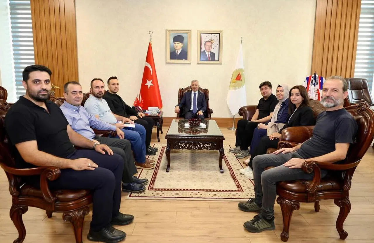 Ahilik Hareketi Derneğinden Vali Ünlüer’e Ziyaret