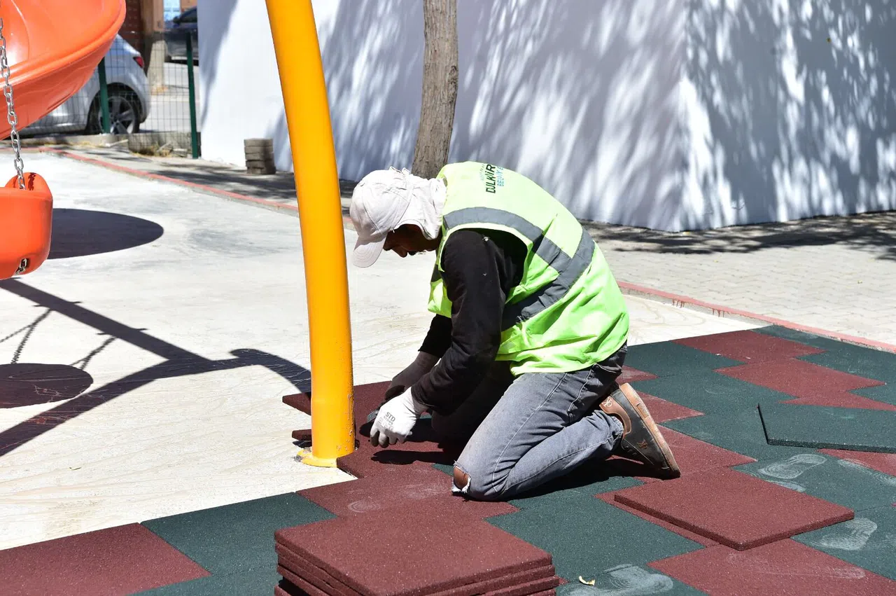 Dulkadiroğlu’nda Çocuk Oyun Alanları Yenileniyor