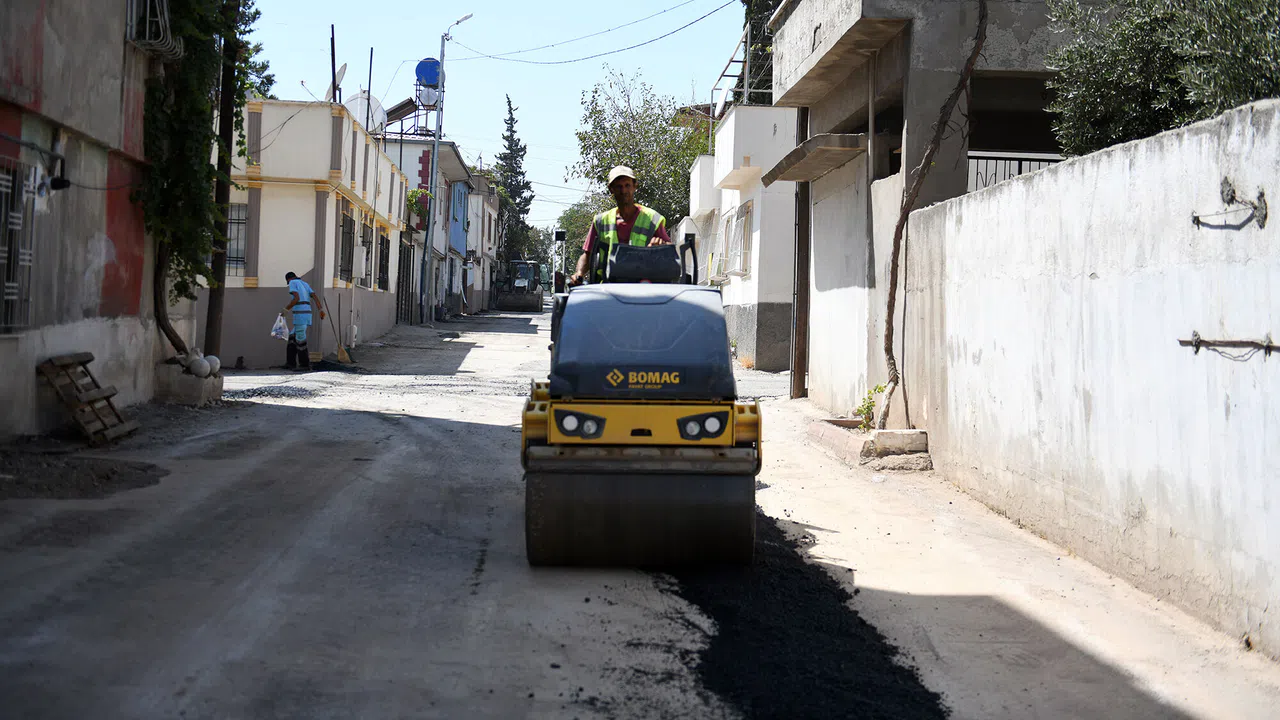 Kahramanmaraş’ta Mahalle İçi Yollar Asfaltlanıyor