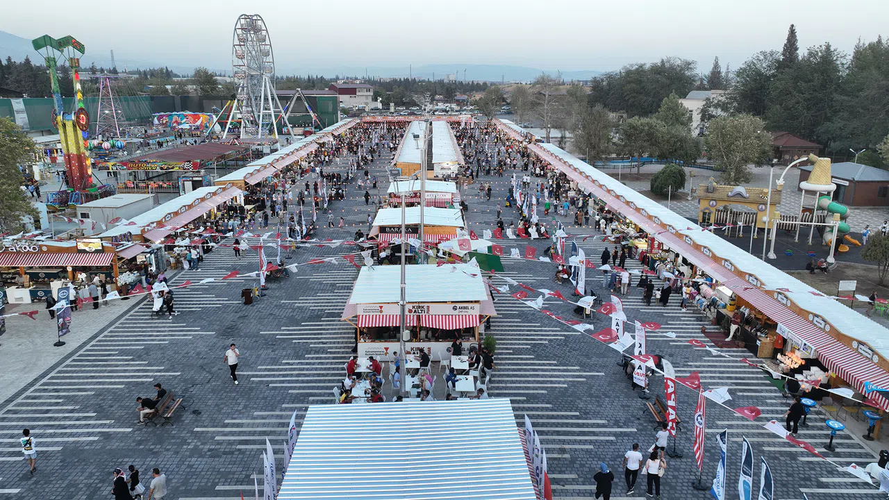 Eğlence, Lezzet ve Aile Bir Arada: Ağustos Fuarı