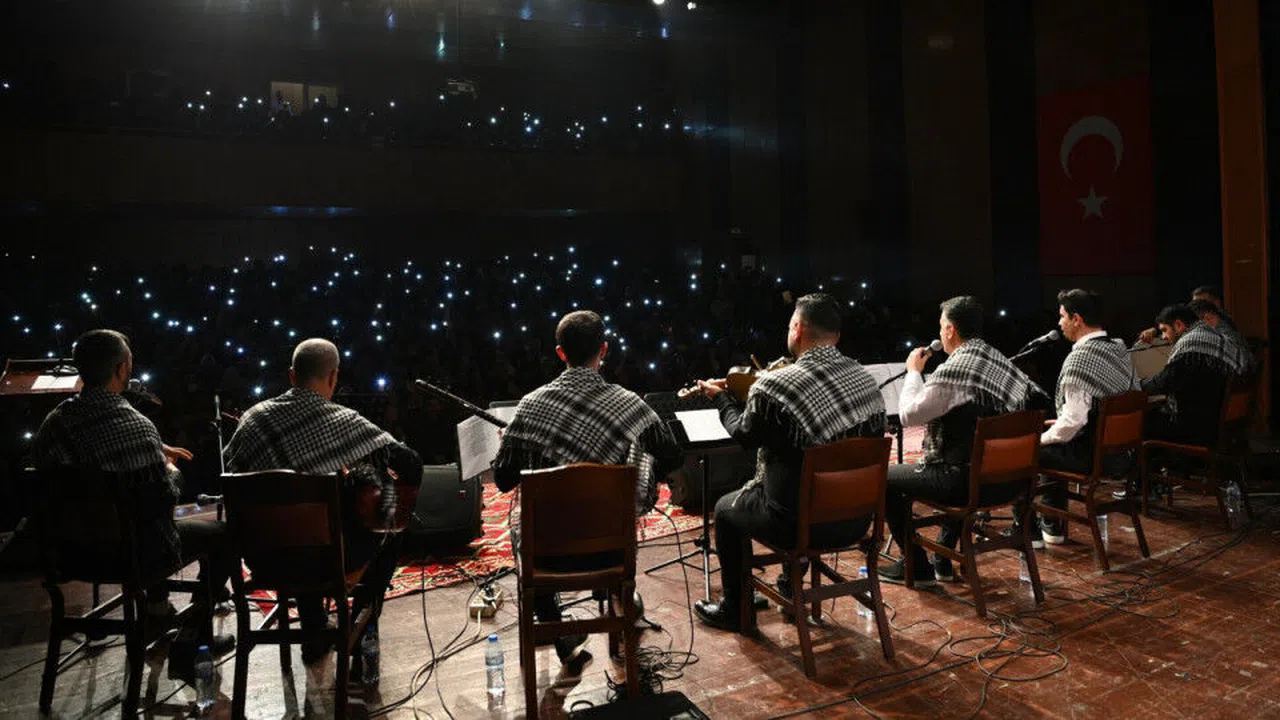 Kahramanmaraş’ta Grup Sıra Konseri Deprem Nedeniyle İptal Edildi