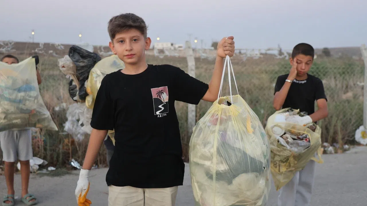 Küçük Çocuktan ‘Ben Başladım Sıra Sende‘ Sloganıyla Büyük Adım
