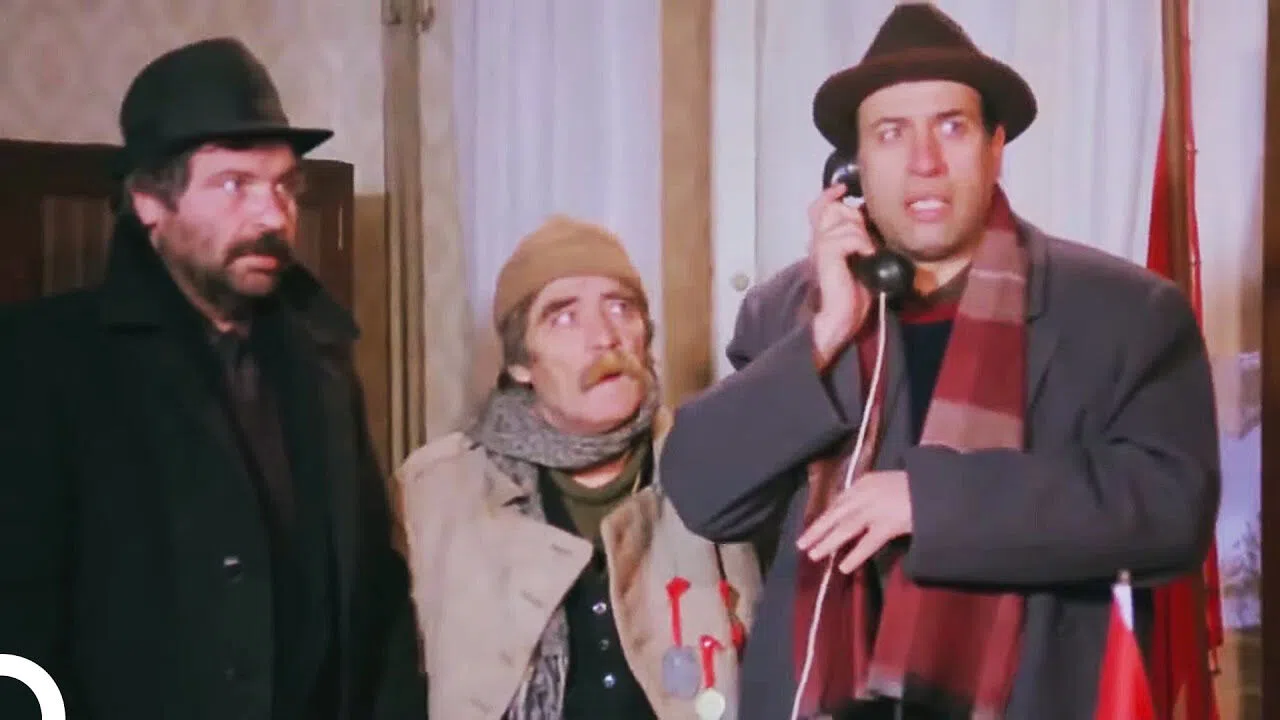 Deli Deli Küpeli filmi konusu ne, oyuncuları kimler? Deli Deli Küpeli nerede ve ne zaman çekildi?