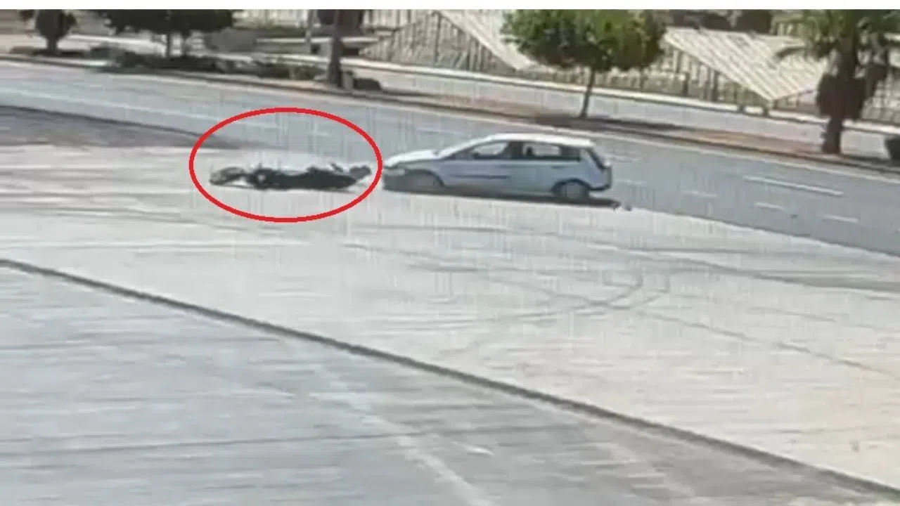 Motosikleti Metrelerce Sürüklendi