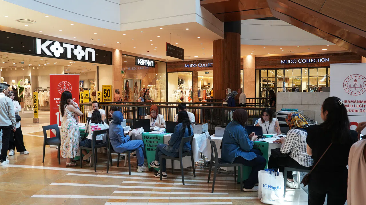 Üniversite Tercihlerinde Gençlere Büyükşehir Desteği