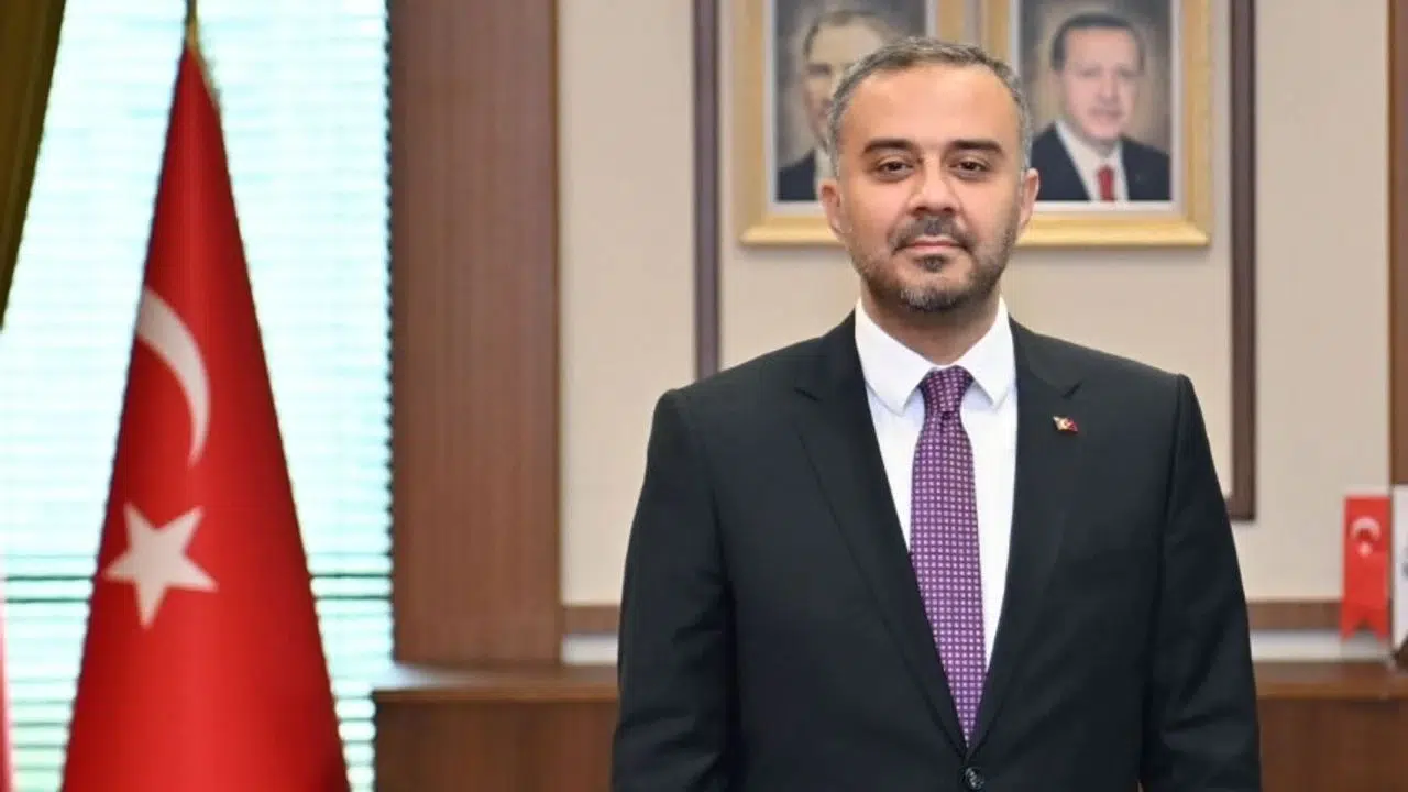 Hanifi Toptaş Kimdir?