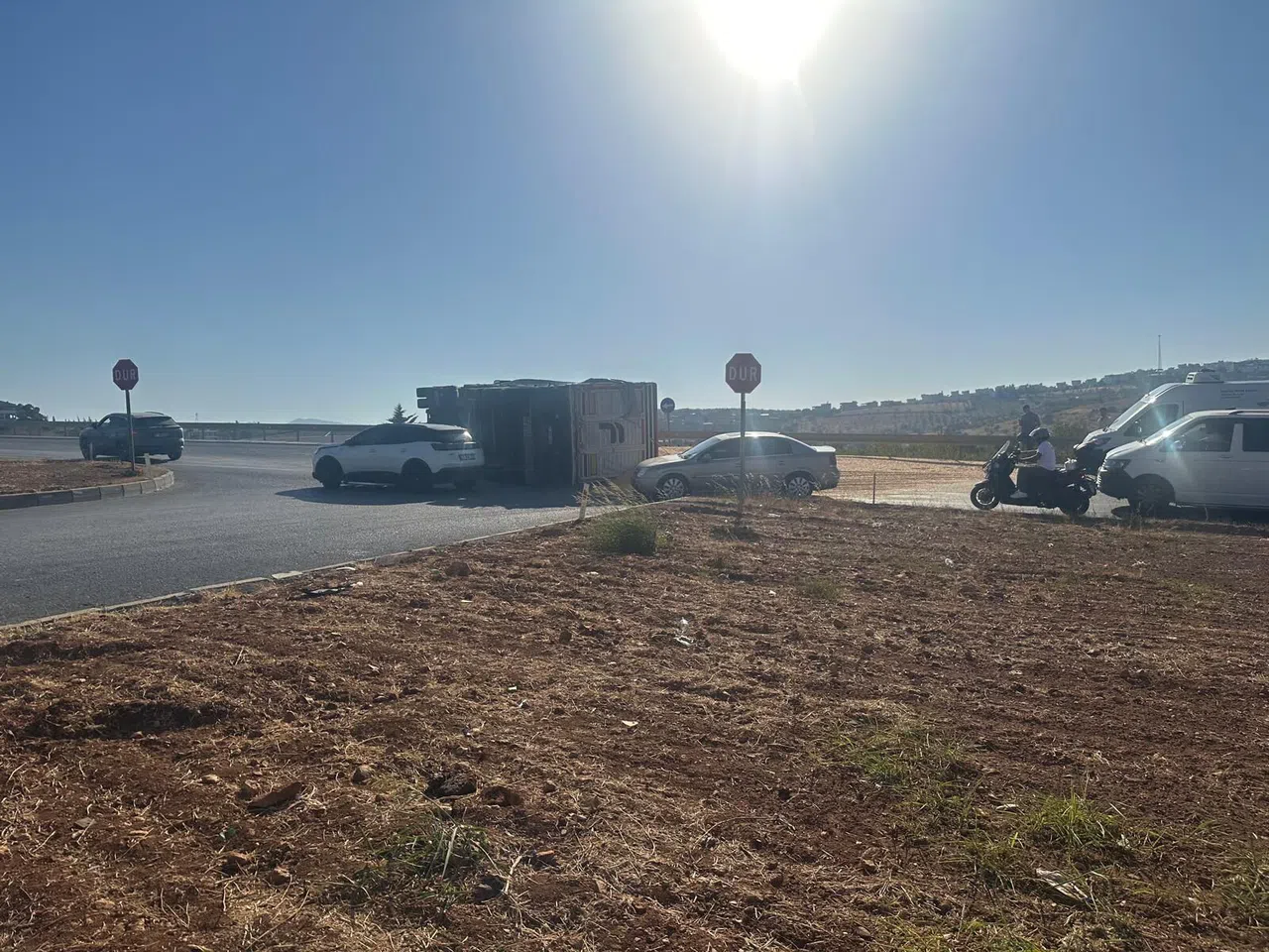 Gaziantep Girişinde Trafik Kazası: Kamyon Devrildi