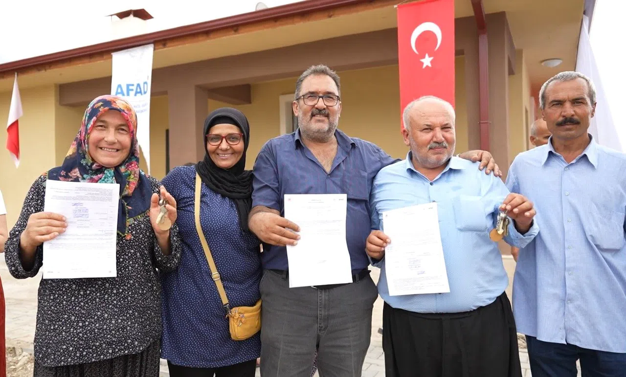 Yapımı Tamamlanan 27 Köy Evinin Anahtar Teslimi Yapıldı