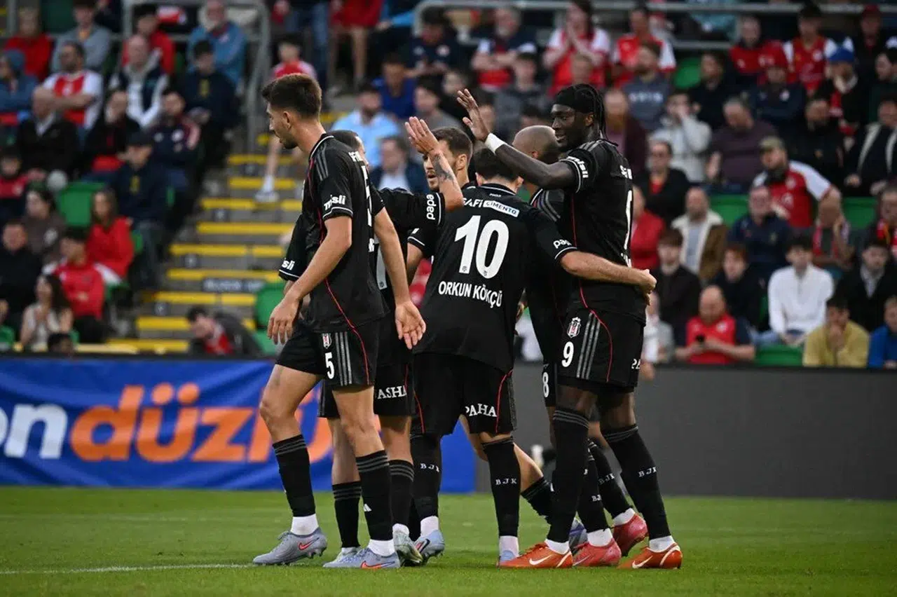 Beşiktaş - St. Patrick's Maçı İlk 11 Belli Oldu mu, Kimler Eksik?