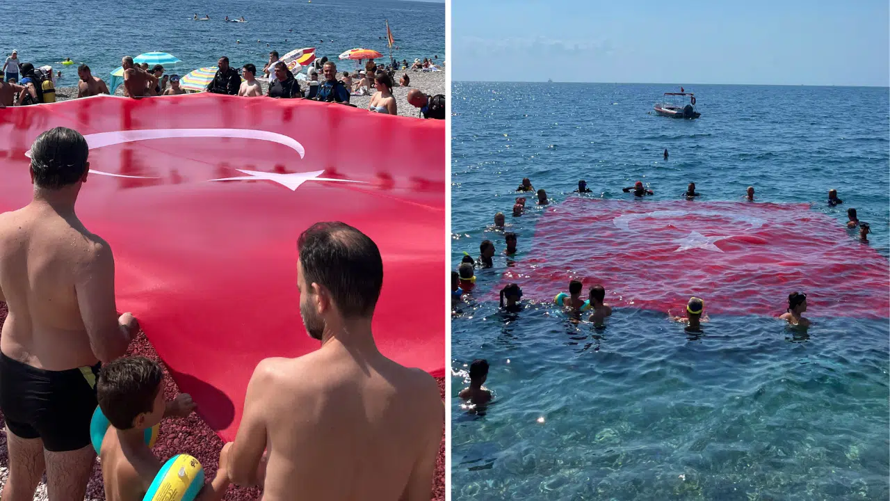 Zafer Bayramı Etkinliklerinde Denizde Dev Türk Bayrağı Açıldı