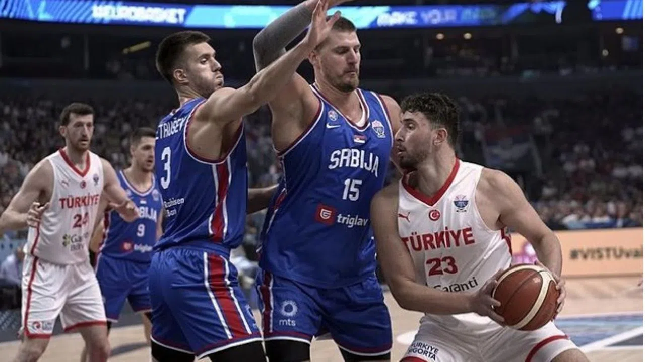 12 Dev Adam EuroBasket’te Şov Yaptı