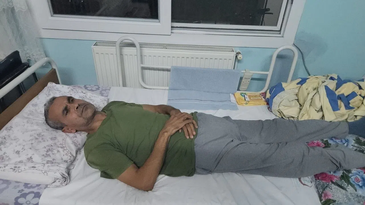 Kaza Sonrası Yatağa Bağımlı Kalan Adam, Evde Bakım Maaşı İçin Çağrı Yaptı