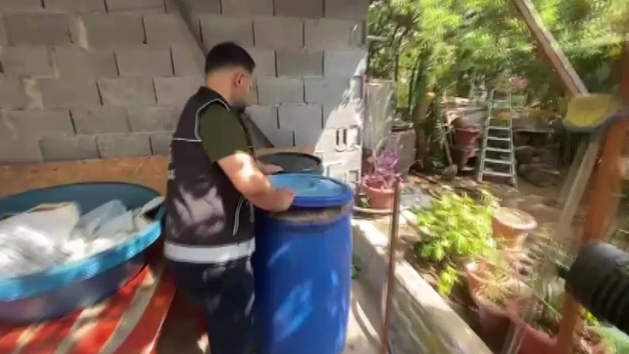 3 Adreste 2 Bin 930 Litre Kaçak İçki Ele Geçirildi