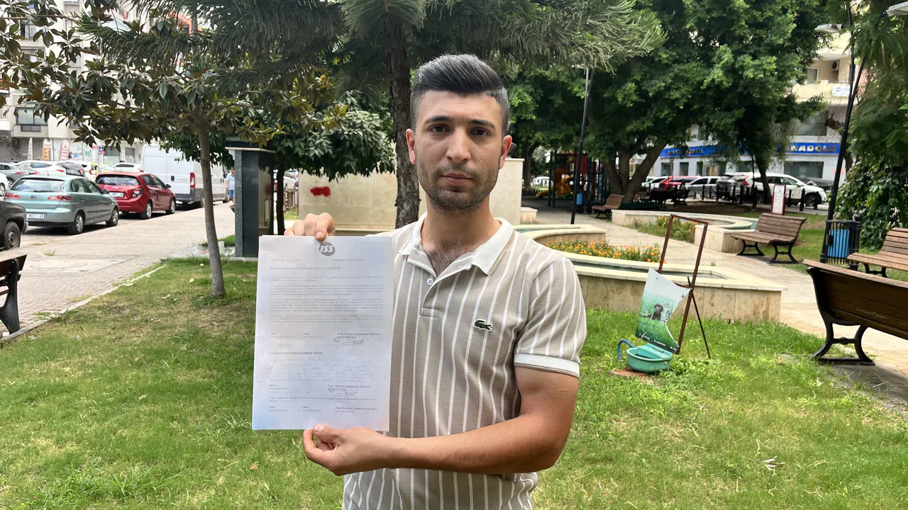 Eşine Sürpriz Yaptı, İşinden Oldu