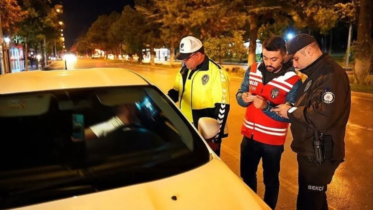 Abartı egzoz ve modifiyeli araçlara yönelik denetim yapıldı