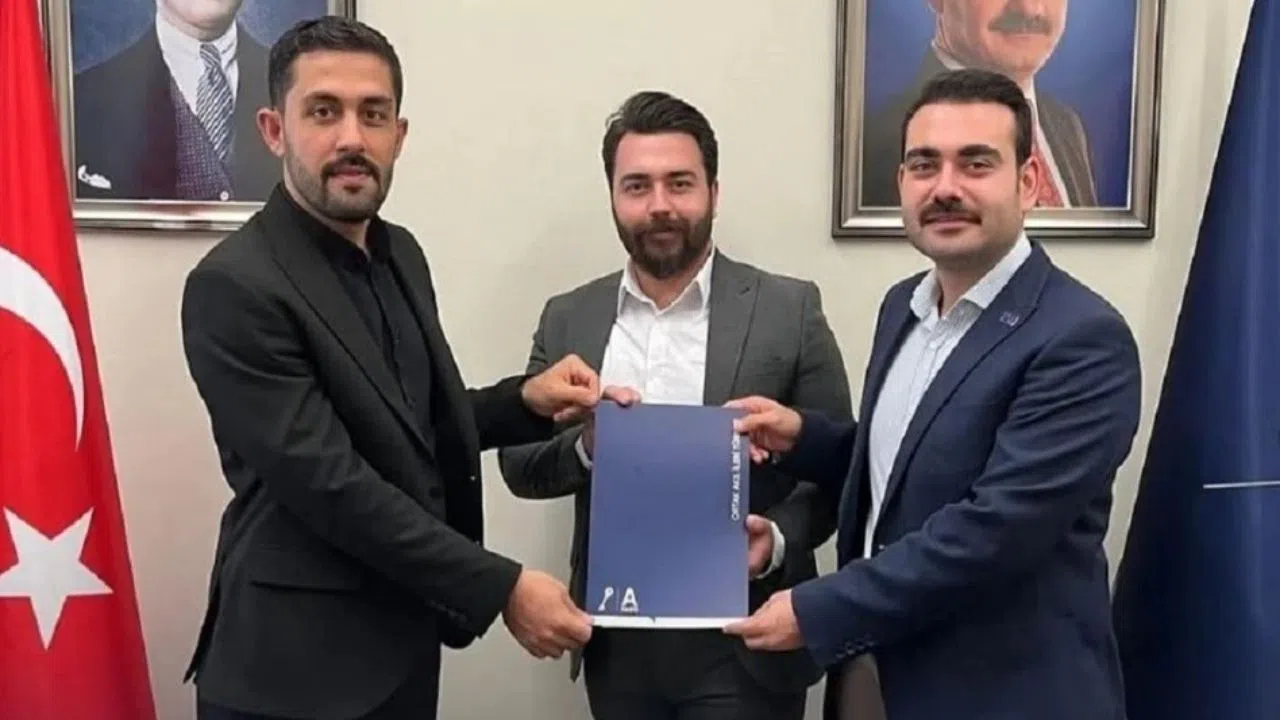 Burak Mutlu, Anahtar Parti Kahramanmaraş Gençlik Kolları Başkanı Oldu