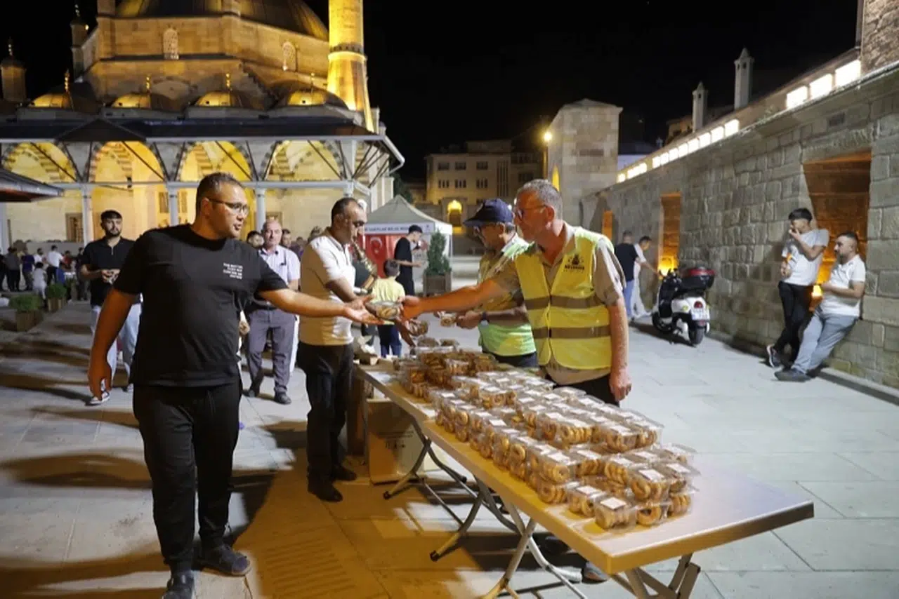 Belediyeden kandile özel ikramlar