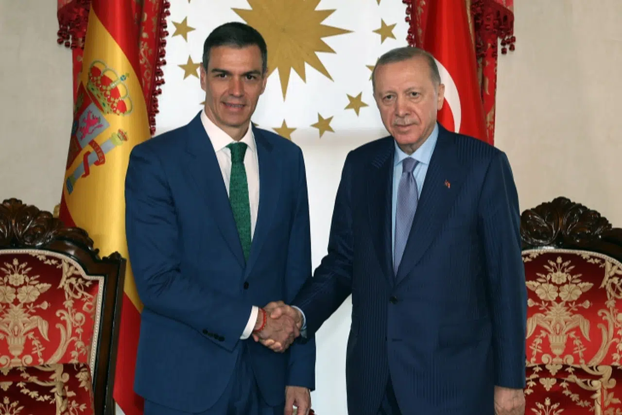 Erdoğan ve Sanchez telefonda görüştü