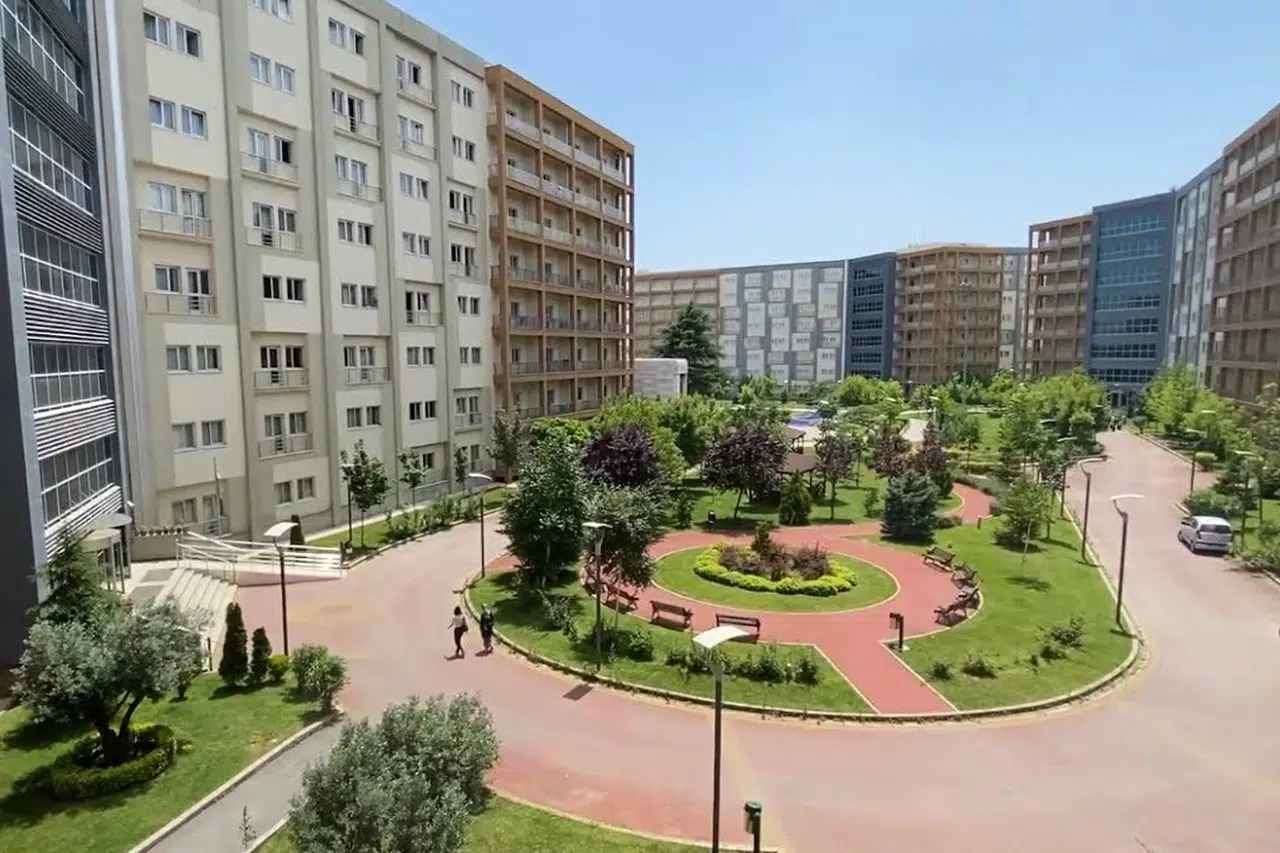 GSB’den Atatürk Öğrenci Yurdu Soruşturması: 3 Yetkili Görevden Alındı