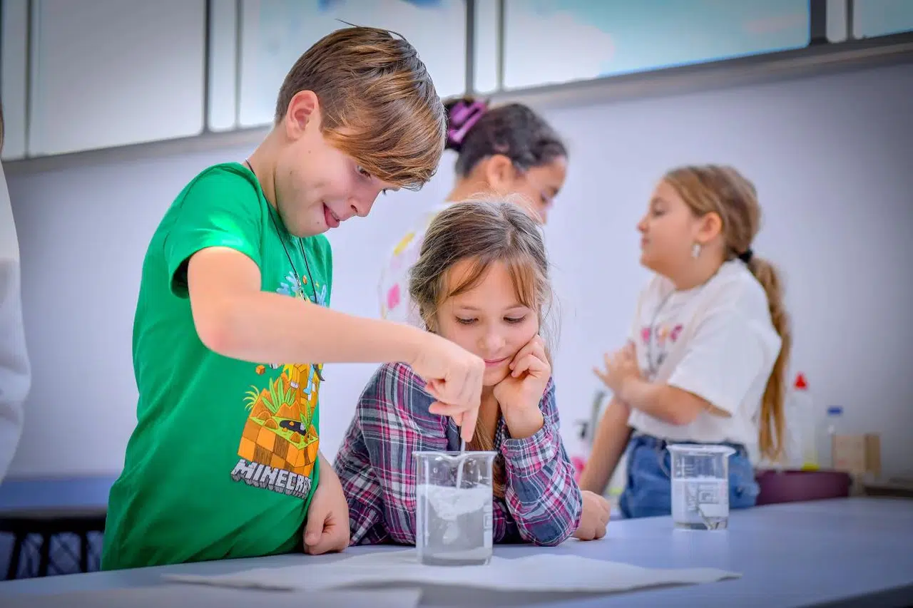 Mersin’de binlerce çocuk bilimle buluştu