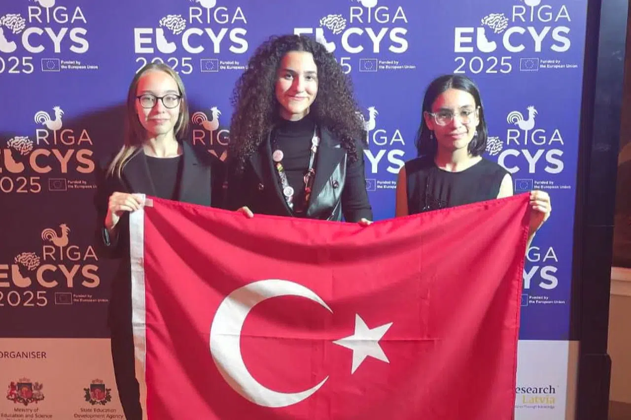 TED’li Ceren Sel, Avrupa Genç Bilim İnsanları Yarışması’nda İkincilik Elde Etti