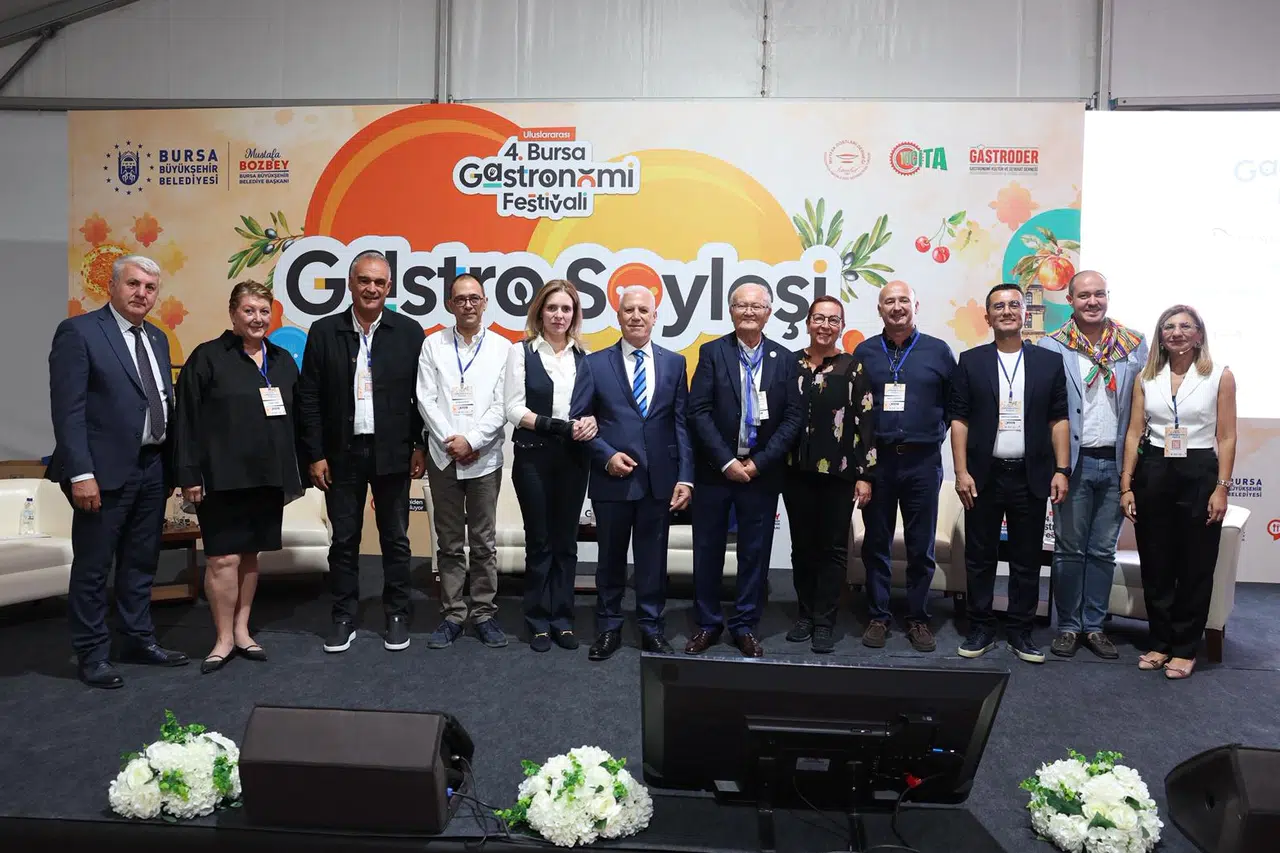 Ünlü Şeflerden Yerel Lezzet Sunumu