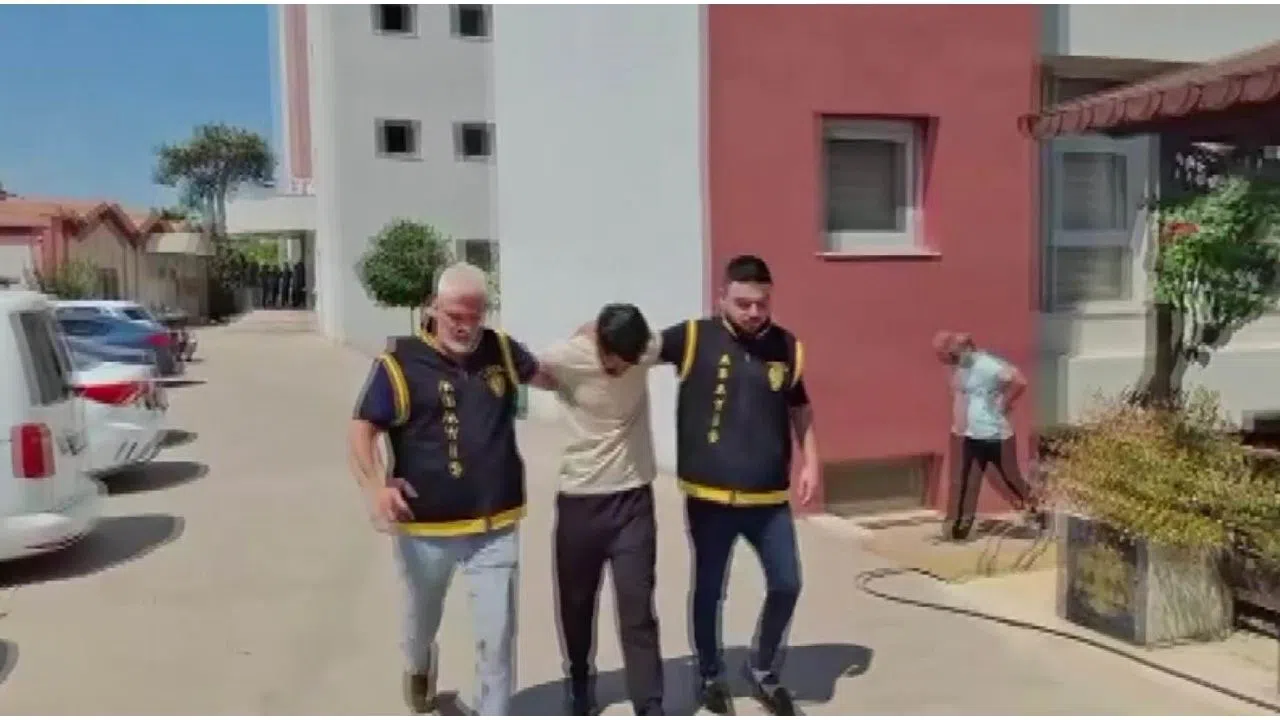 Apartmanın İkinci Katına Tırmanan Hırsız Yakalandı