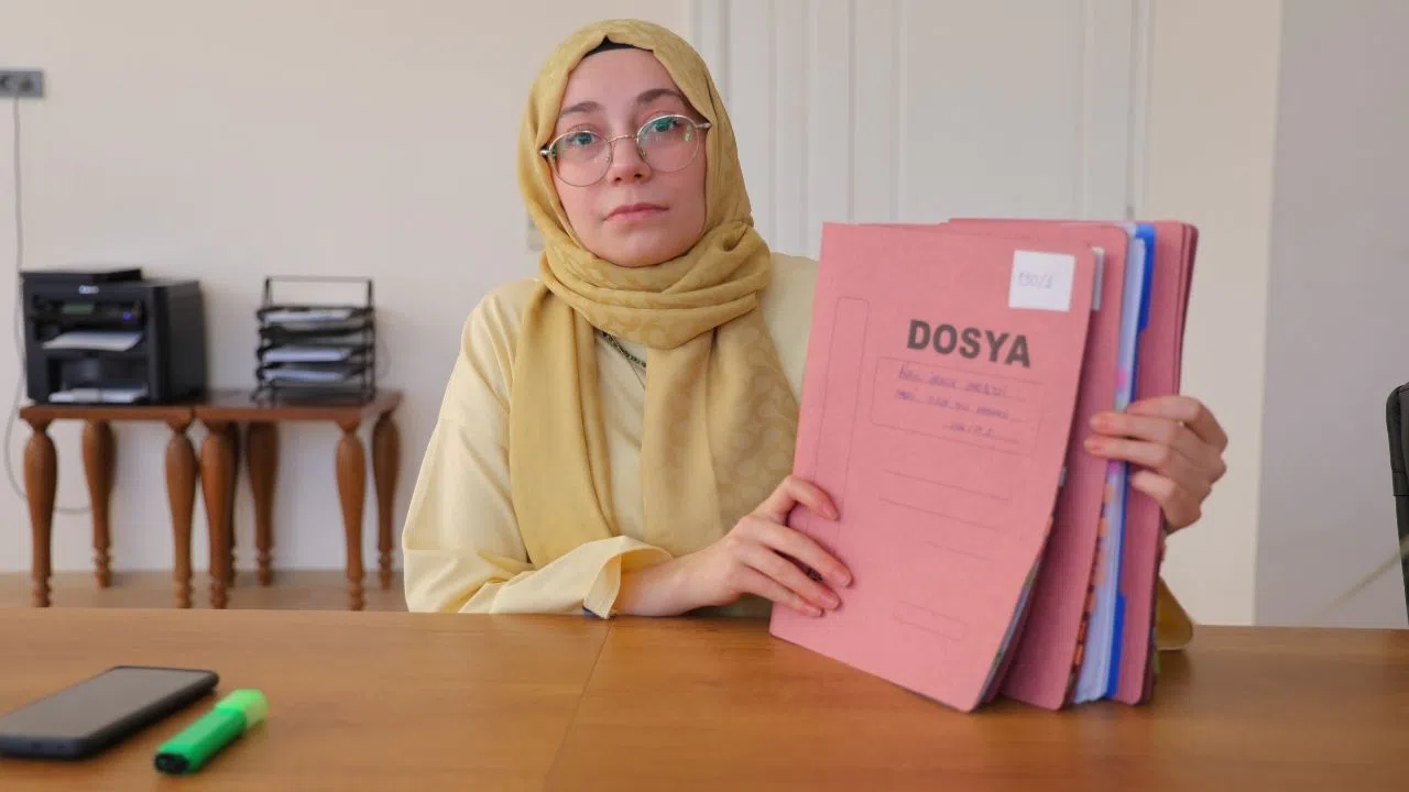 Arkadaşına Kartını Verdi, Dolandırıcılıktan 3 Yıl Ceza Yedi