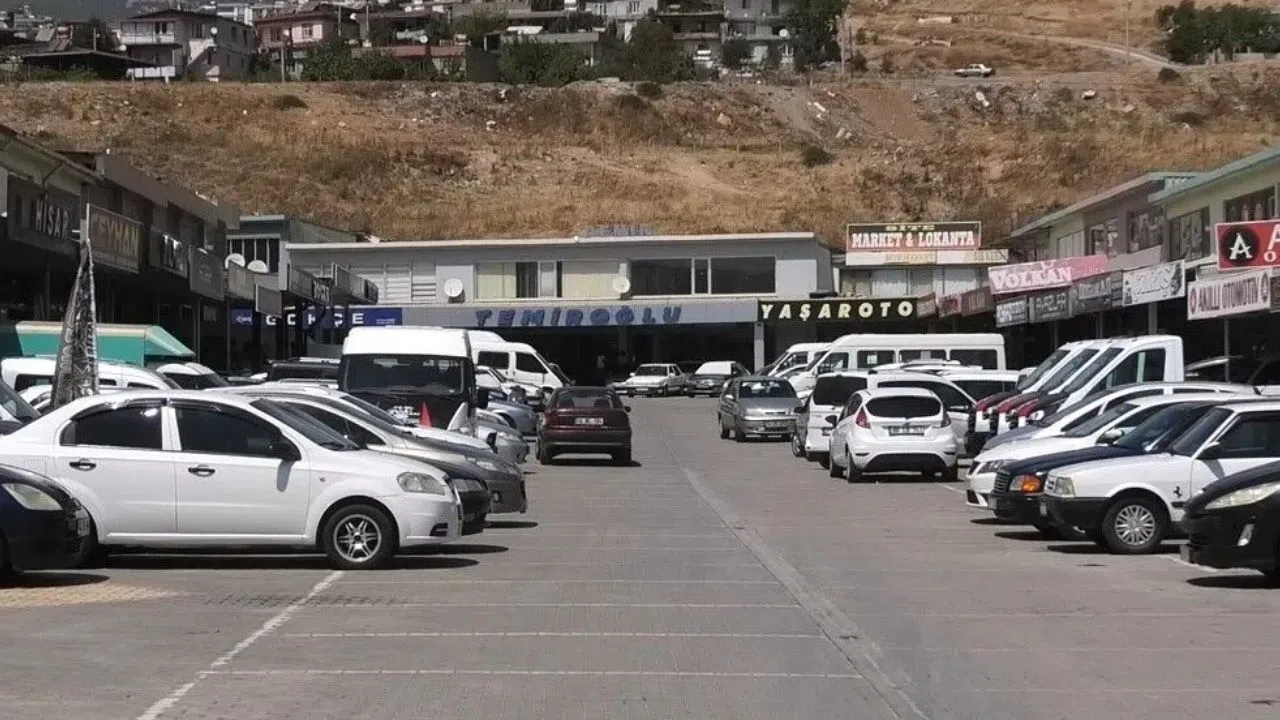 Kahramanmaraş’ta İkinci El Otomobil Pazarında Sessizlik