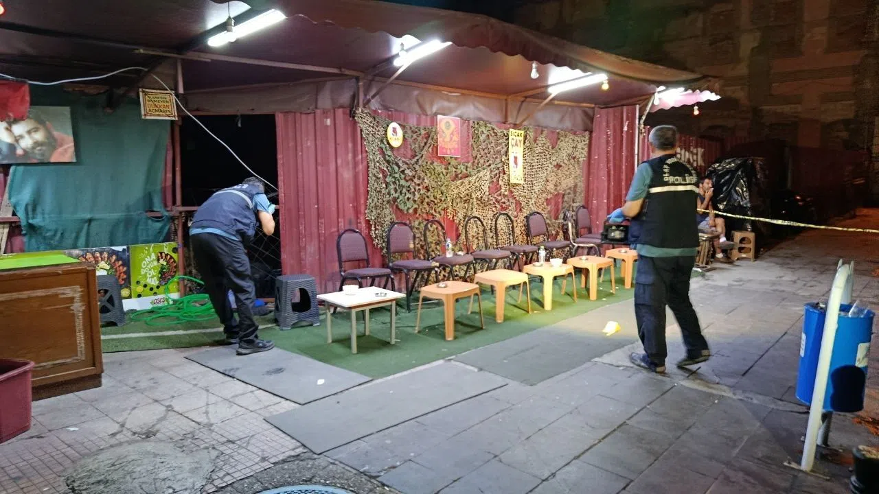 Çay Ocağına Silahlı Saldırı: 2 Yaralı