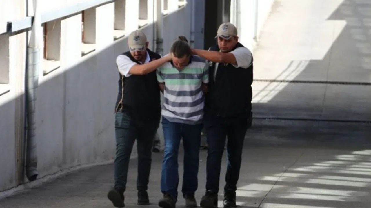 FETÖ üyeliğinden 6 yıldır aranan öğretmen yakalandı