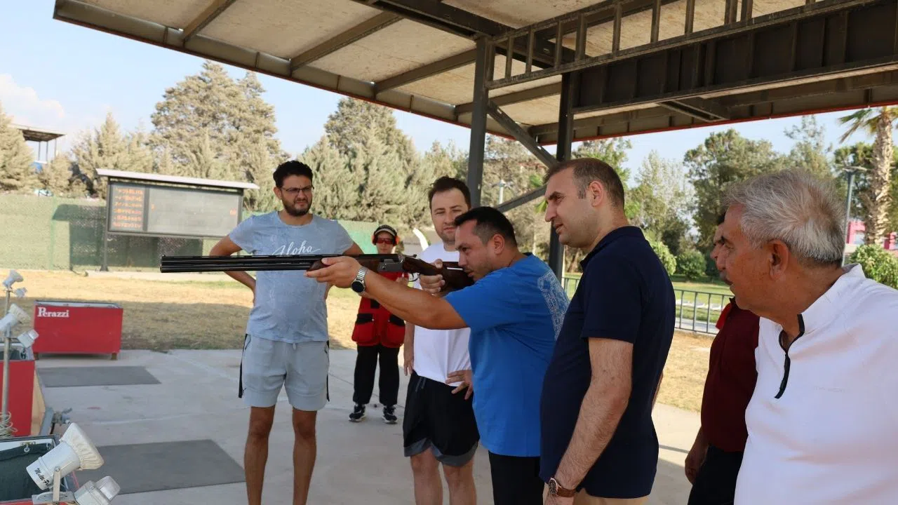 İl Müdürü Yasin Özdemir, Atış Poligonunda Sporcularla Buluştu