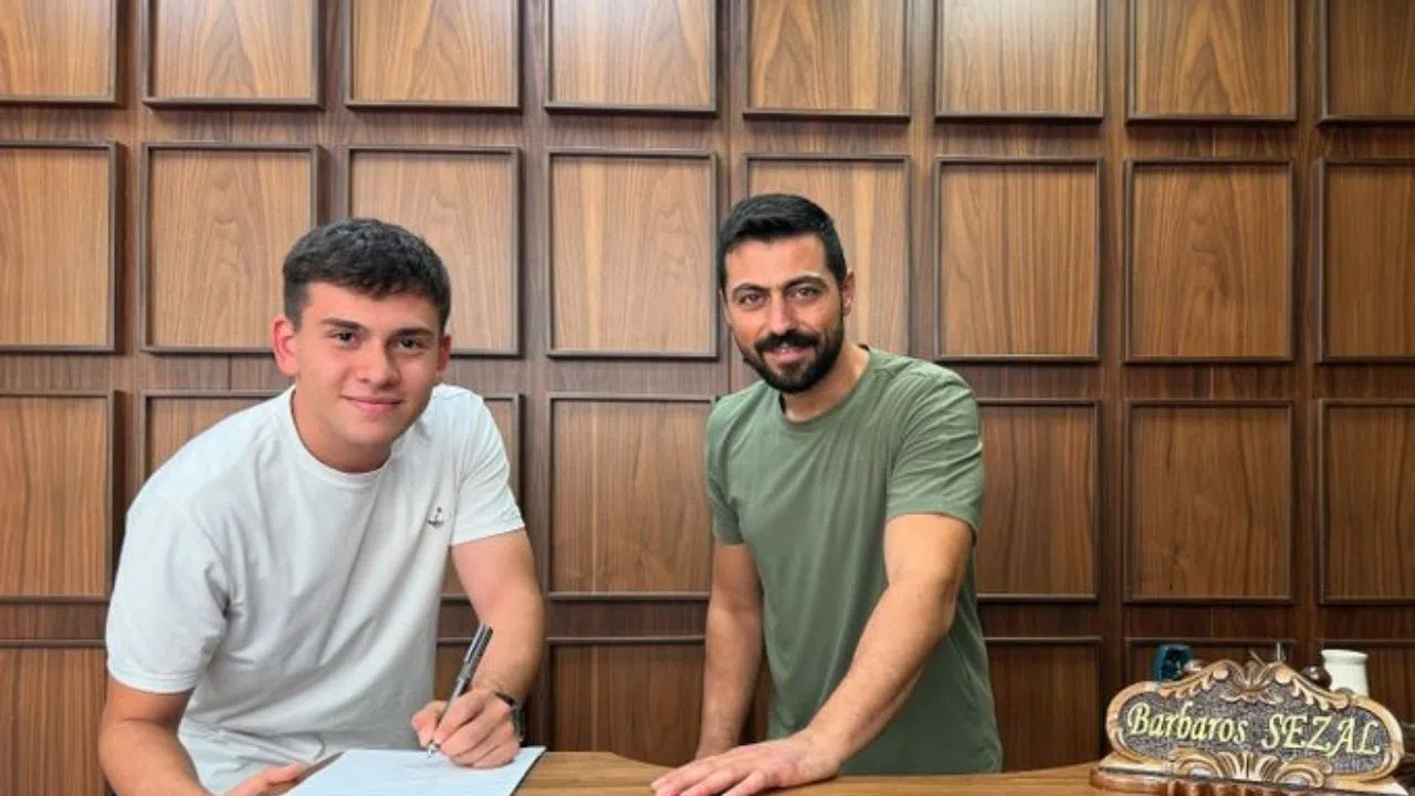 İstiklalspor, Mert Çevikaslan ile Profesyonel Sözleşme İmzaladı